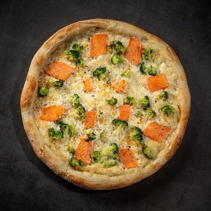 Пицца лосось и брокколи 33 см